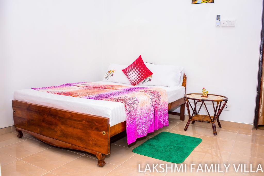 Lakshmi Family Villa Negombo Bagian luar foto